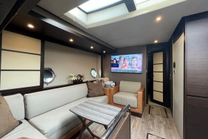 Azimut 62S-2277